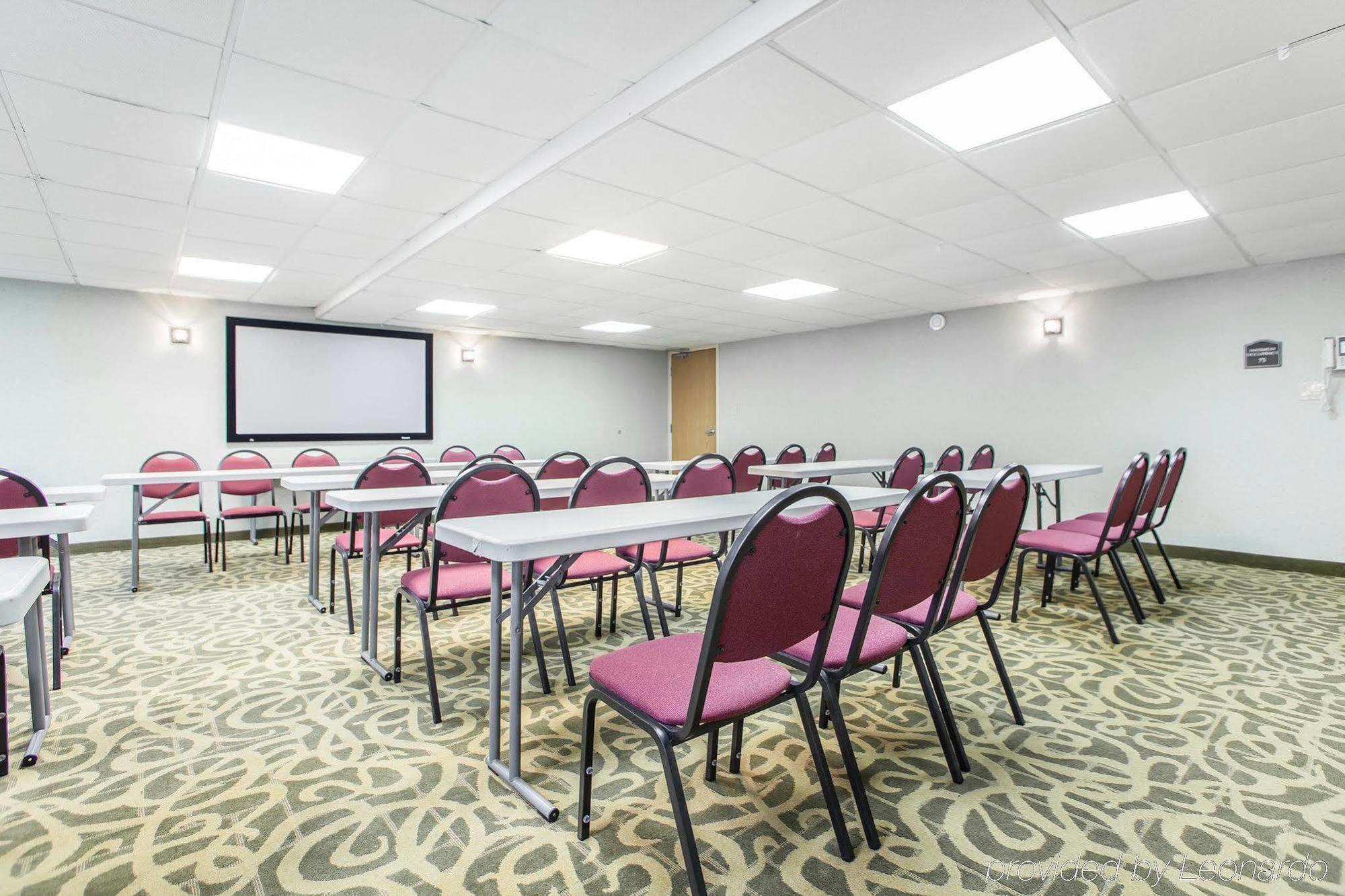Red Roof Inn & Suites Mt Holly - Mcguire Afb Westampton Exterior foto